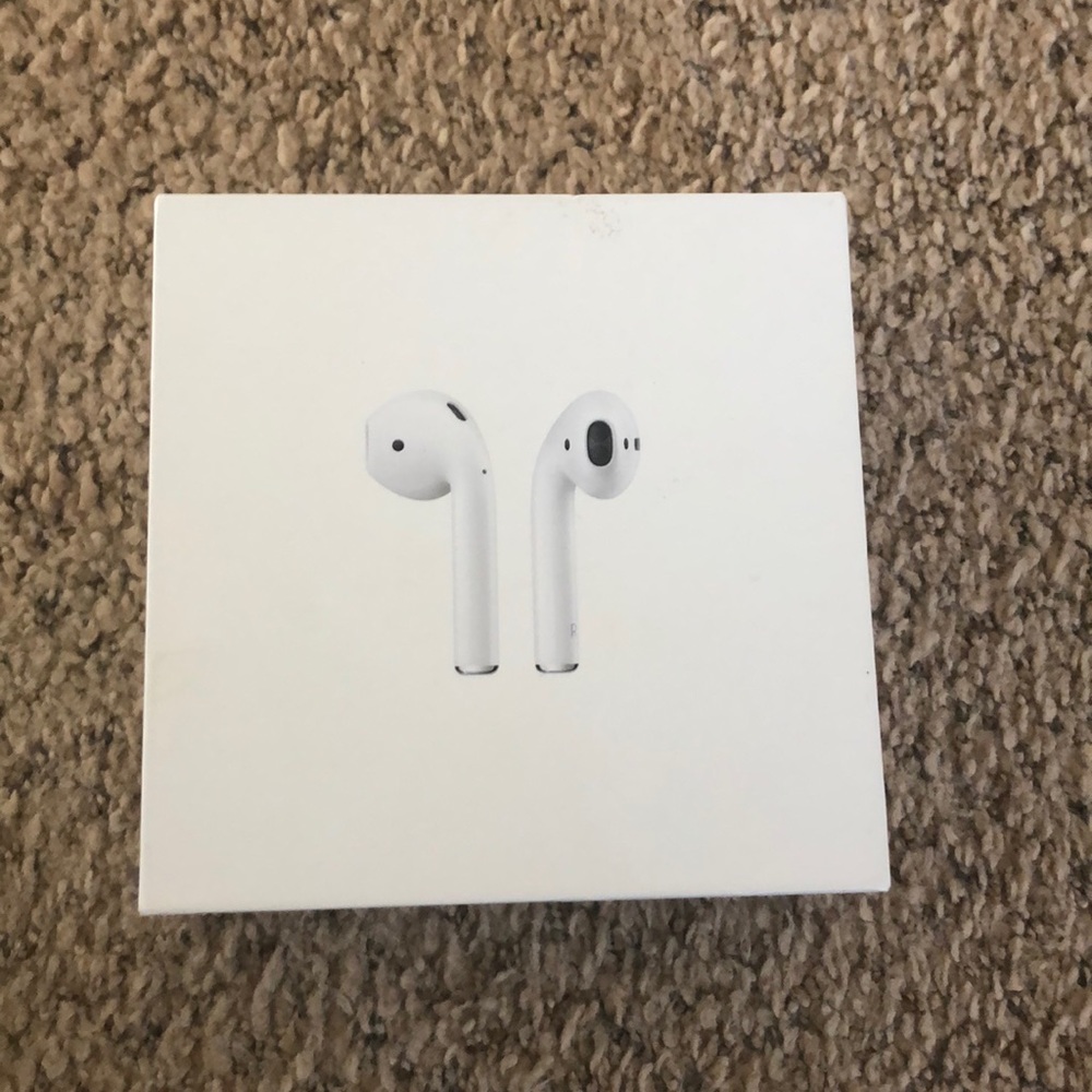 Empty airpods box!